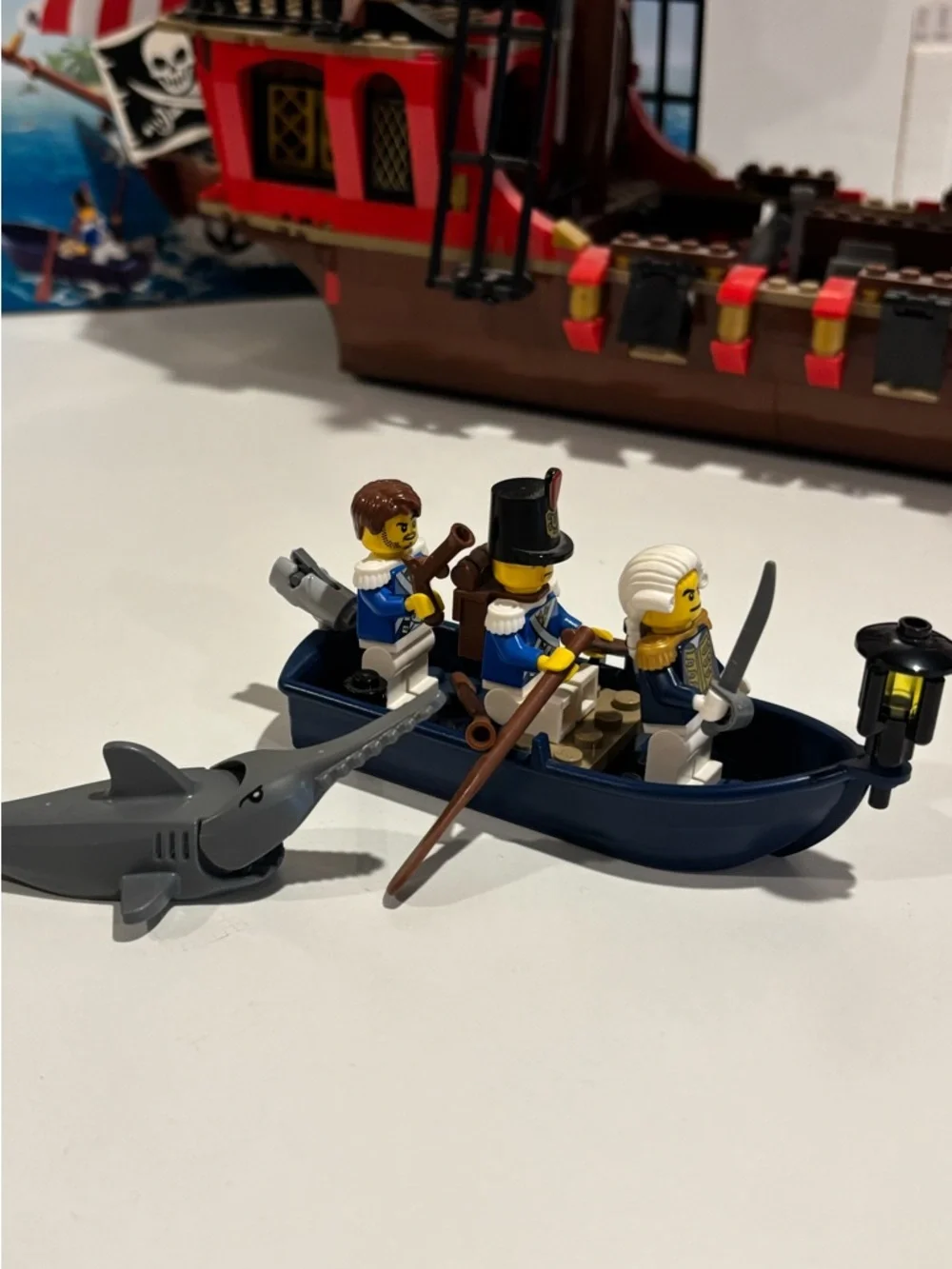LEGO #70413 The Brick Bounty - Picture 3 of 16